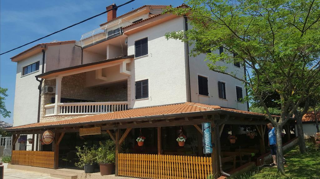 Apartments Valfontane Савудрия Экстерьер фото